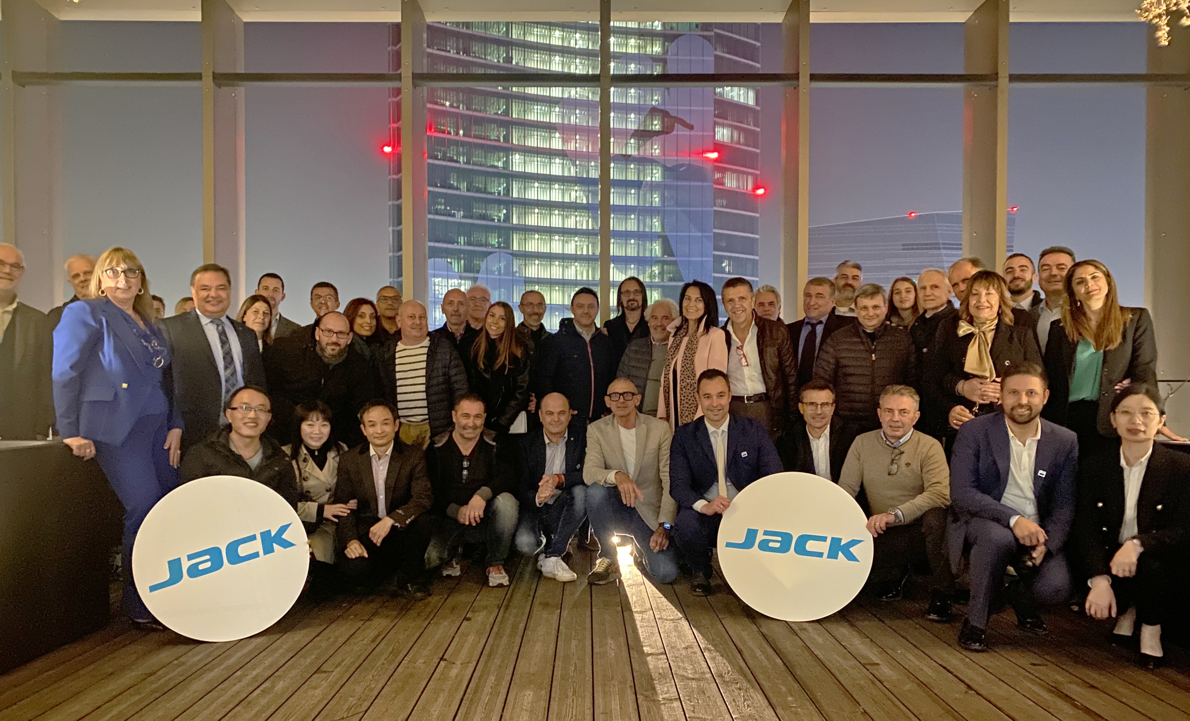 走向全球：杰克科技的文化传承和国际化布局