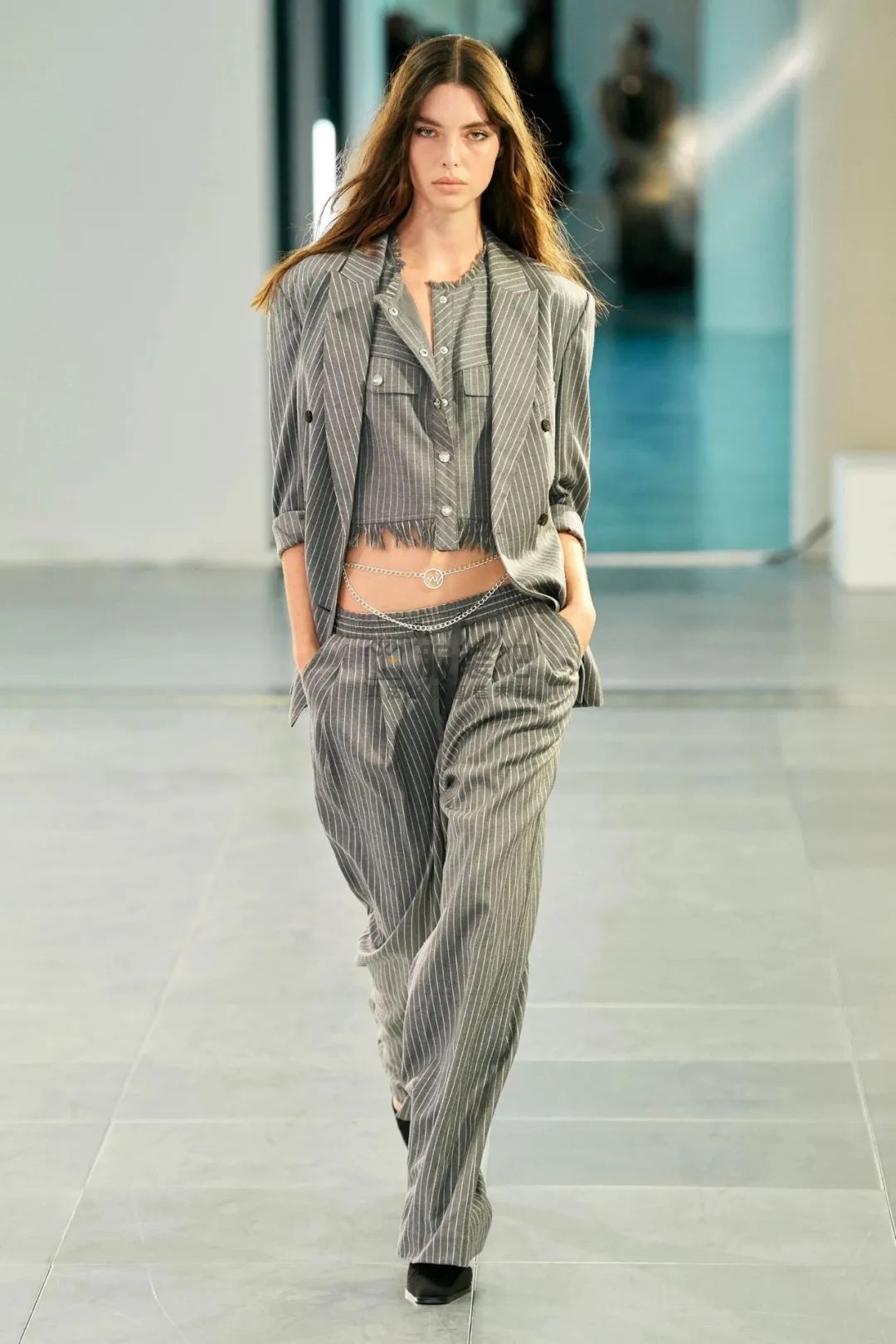 今年夏天最新的潮趋势:睡裤风