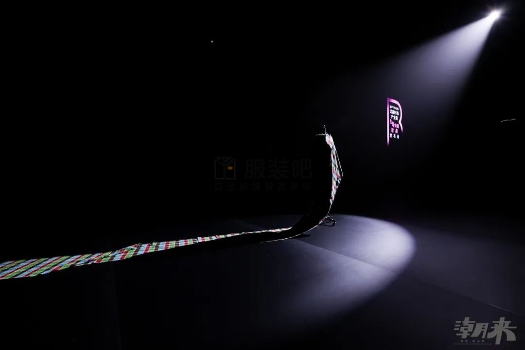 【2025海宁时装周】北京服装学院专场发布|九野拾遗，承载百年经纬美学